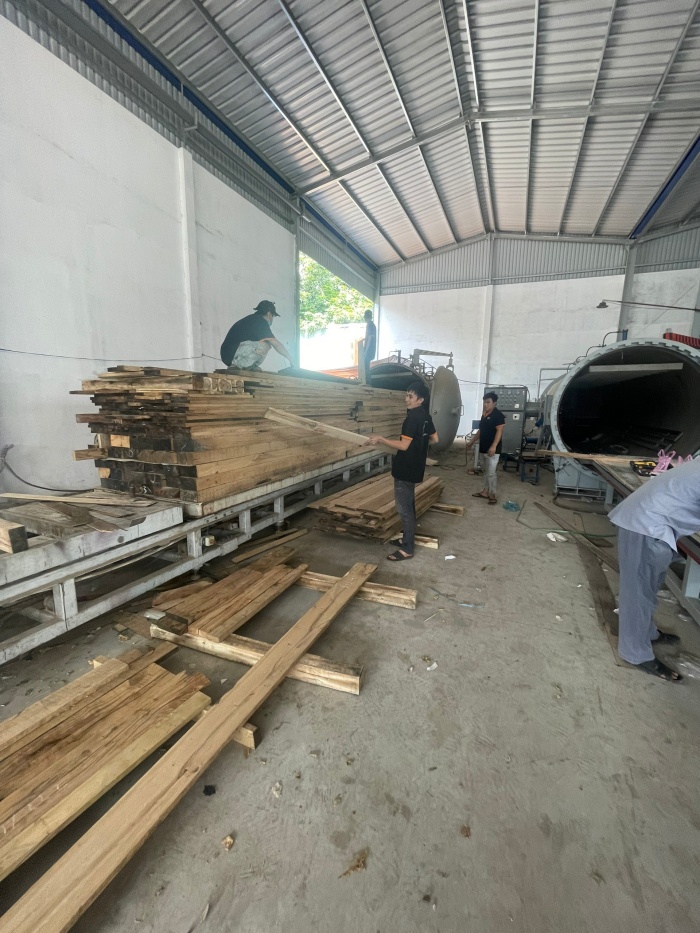 lò sấy gỗ công nghiệp cao tần
