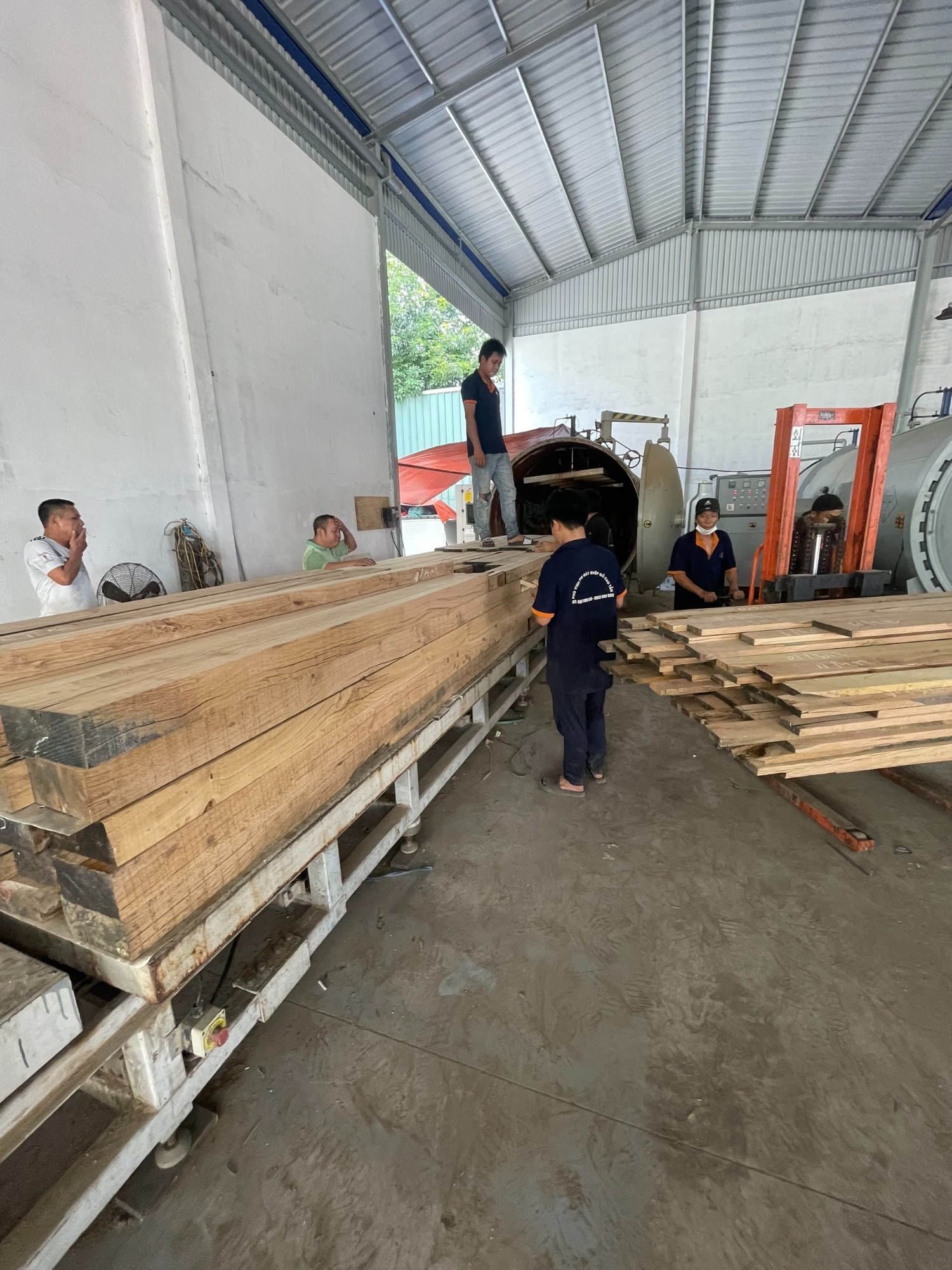 Giá lò sấy gỗ công nghiệp